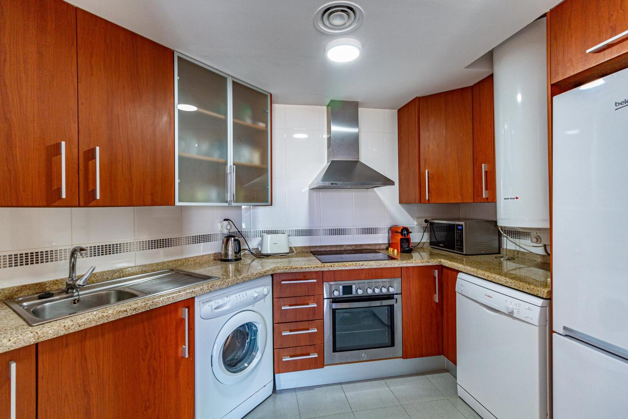 Apartment Vilapark With Pool, Free Parking, Terrace, Beach Benidorm Esterno foto