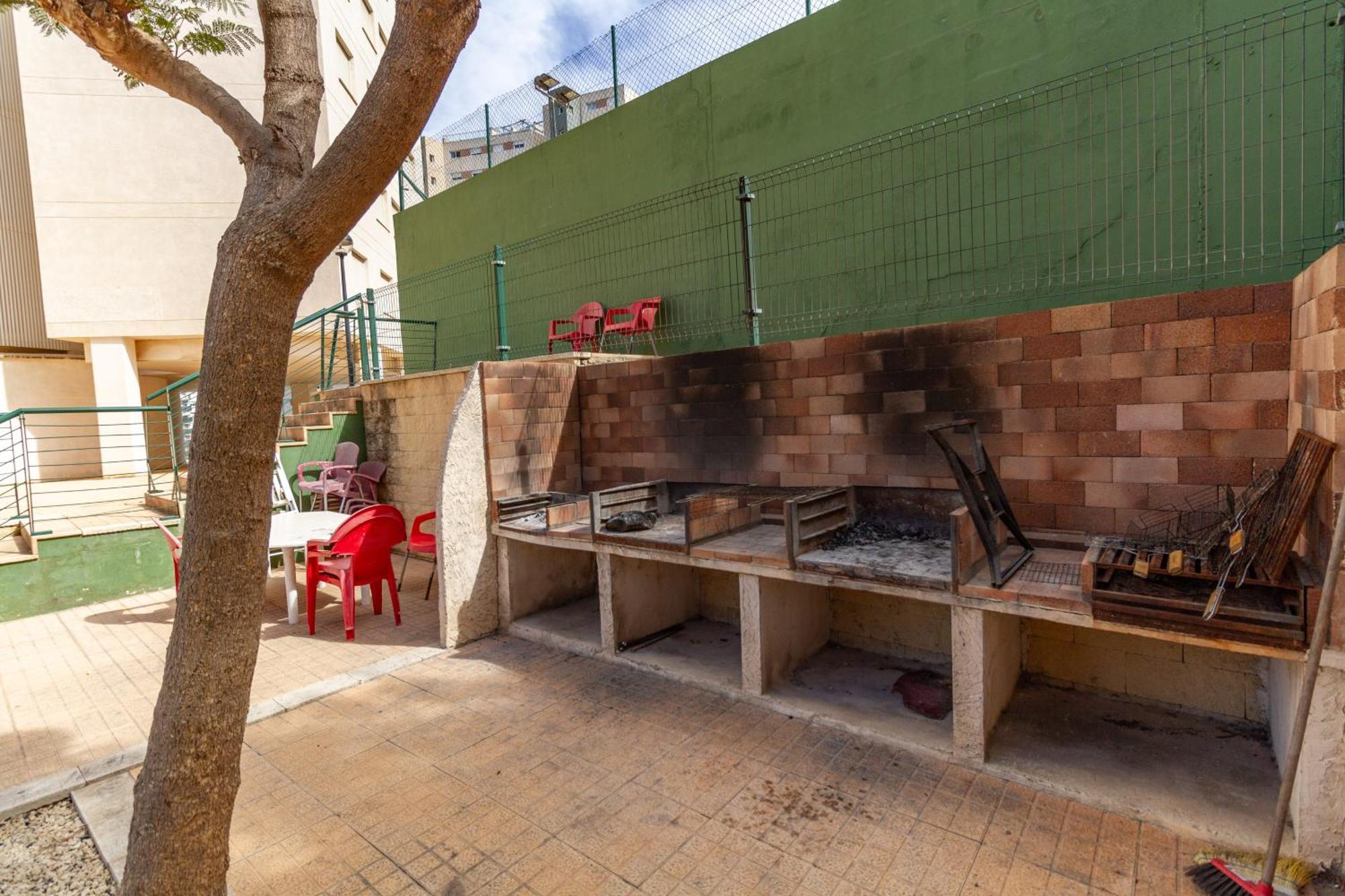 Apartment Vilapark With Pool, Free Parking, Terrace, Beach Benidorm Esterno foto