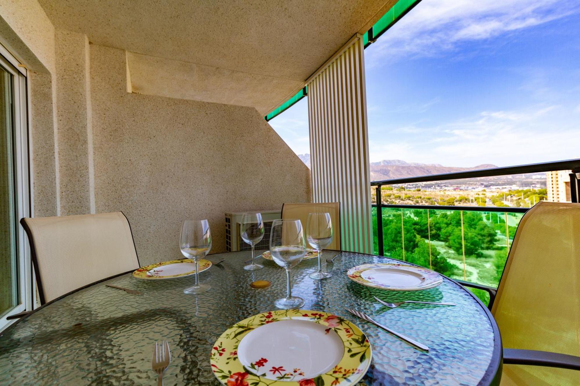 Apartment Vilapark With Pool, Free Parking, Terrace, Beach Benidorm Esterno foto